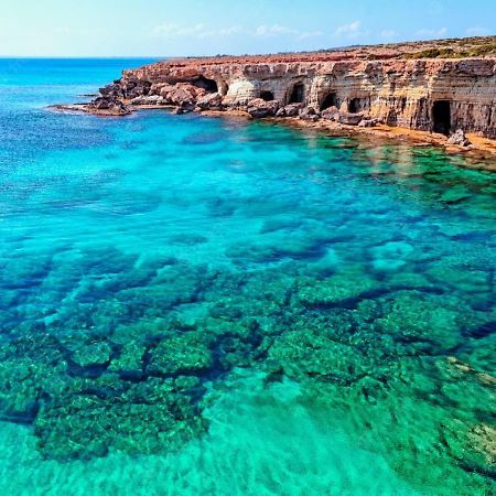 プロタラス Konnos Bay Gardensアパートホテル エクステリア 写真