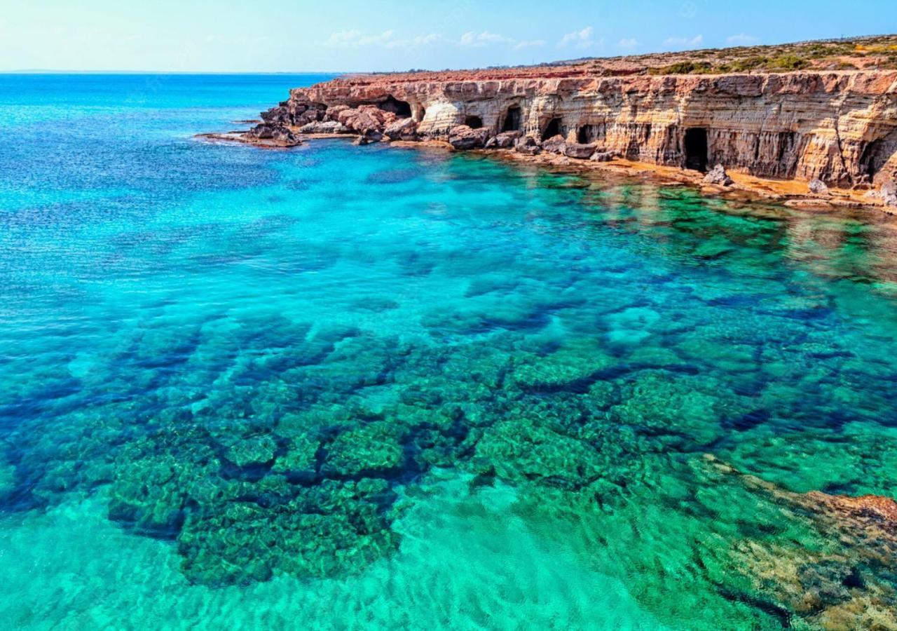 プロタラス Konnos Bay Gardensアパートホテル エクステリア 写真