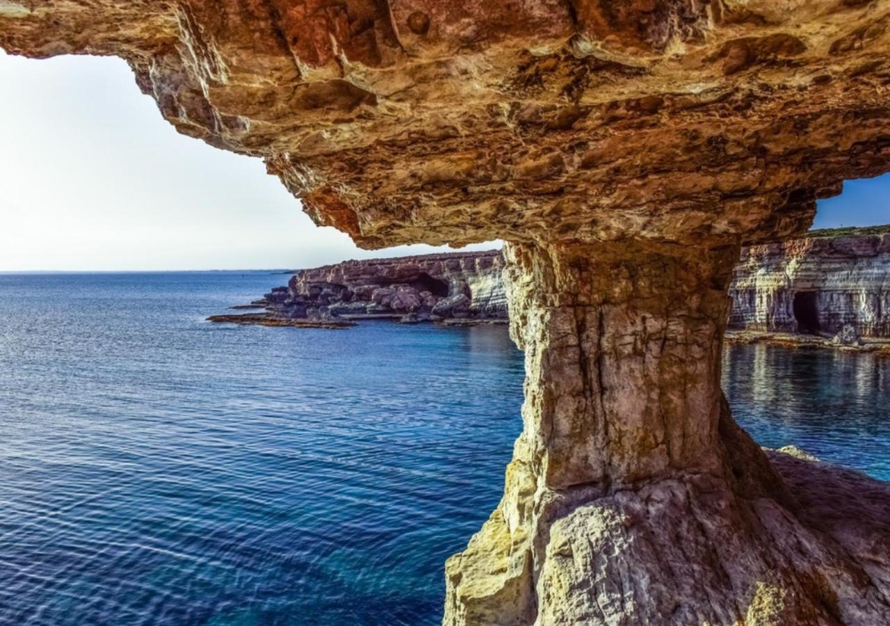 プロタラス Konnos Bay Gardensアパートホテル エクステリア 写真